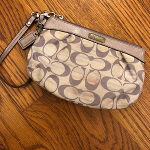 COACH Wristlet - Lavender